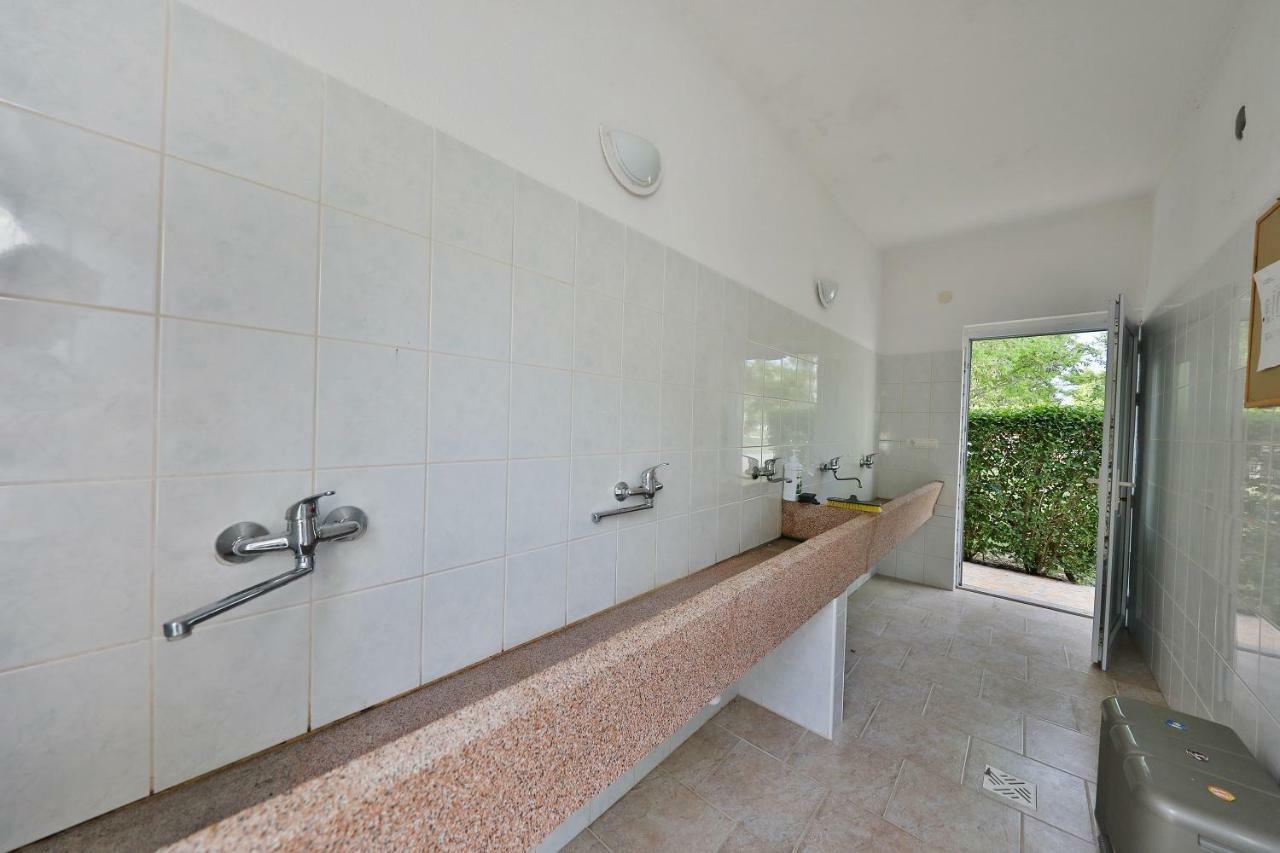 Mobile Home Grbe Nin Exterior foto